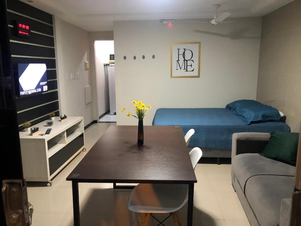 Flat Aju - Um jeitinho especial de se hospedar em Aracaju. Uma verdadeira suíte master todo mobiliado no capricho só para você. Exterior foto