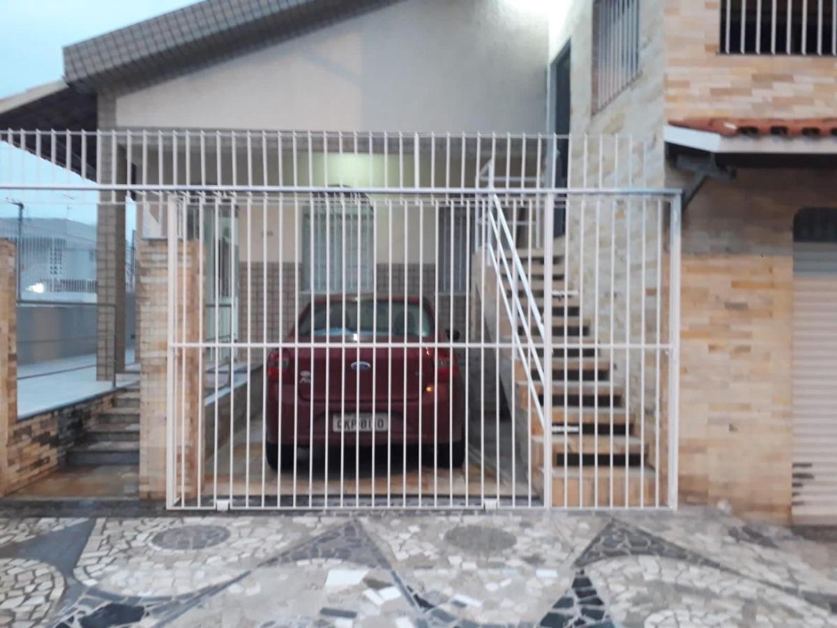 Flat Aju - Um jeitinho especial de se hospedar em Aracaju. Uma verdadeira suíte master todo mobiliado no capricho só para você. Exterior foto